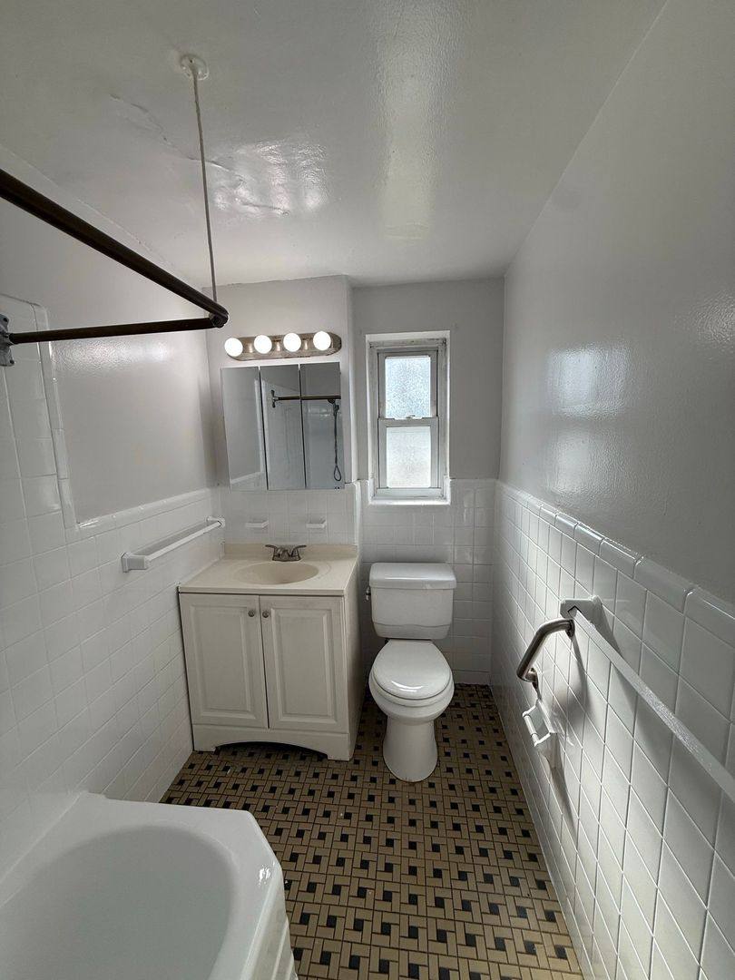 Apartment for rent at 201 Hillmond St, Bethlehem, PA 18017