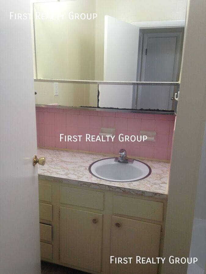Apartment for rent at 737 Wilmington Ave #7, Dayton, OH 45420