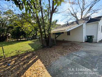 House for rent at 302 22nd St #EAST, Tuscaloosa, AL 35401