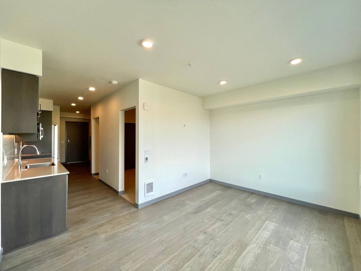 Condo for rent at 11903 NE 128th St, Kirkland, WA 98034