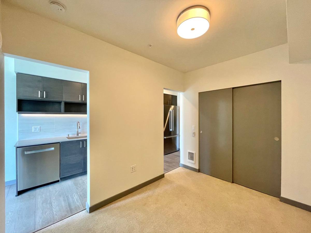 Condo for rent at 11903 NE 128th St, Kirkland, WA 98034