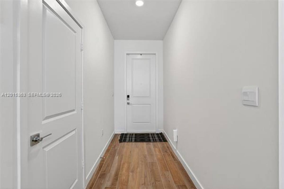 Townhouse for rent at 163 NE 13th Circle, Homestead, FL 33033
