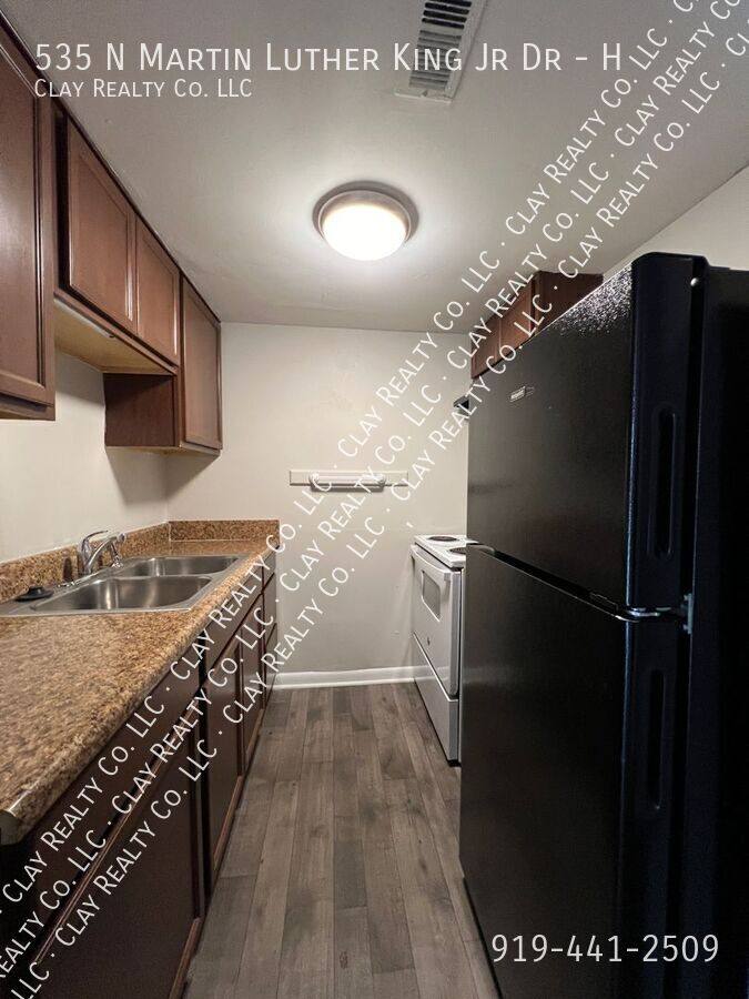Townhouse for rent at 535 N Martin Luther King Jr Dr #H, Winston Salem, NC 27101