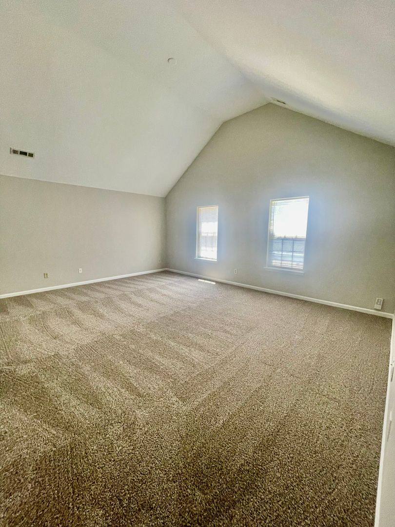 House for rent at 2423 Sunset Oaks Dr, Charlotte, NC 28216