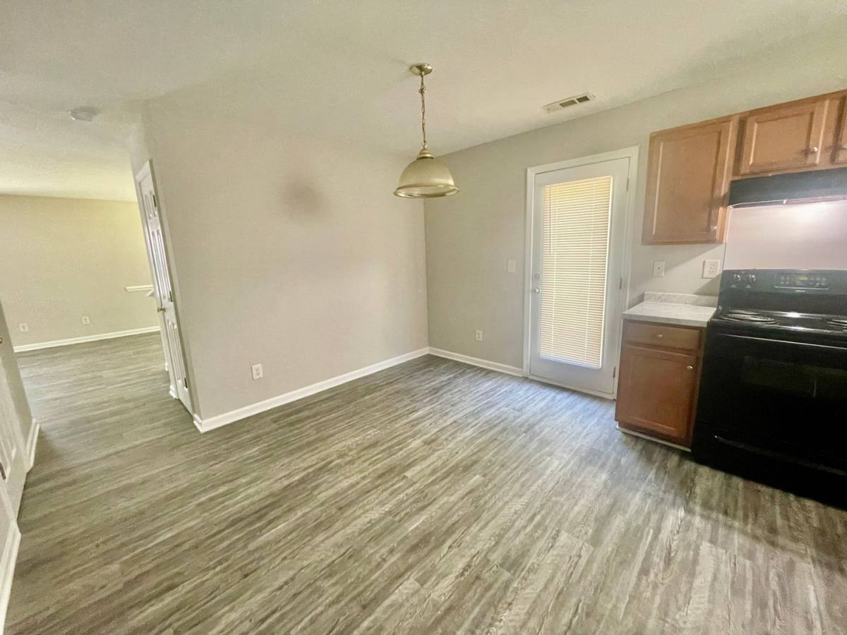 House for rent at 2423 Sunset Oaks Dr, Charlotte, NC 28216
