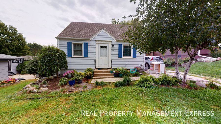 House for rent at 808 S Glendale Ave, Sioux Falls, SD 57104