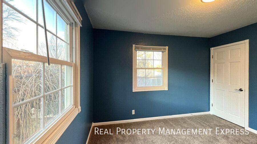 House for rent at 808 S Glendale Ave, Sioux Falls, SD 57104
