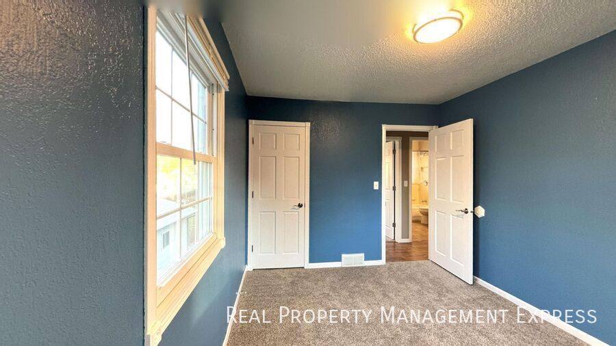 House for rent at 808 S Glendale Ave, Sioux Falls, SD 57104