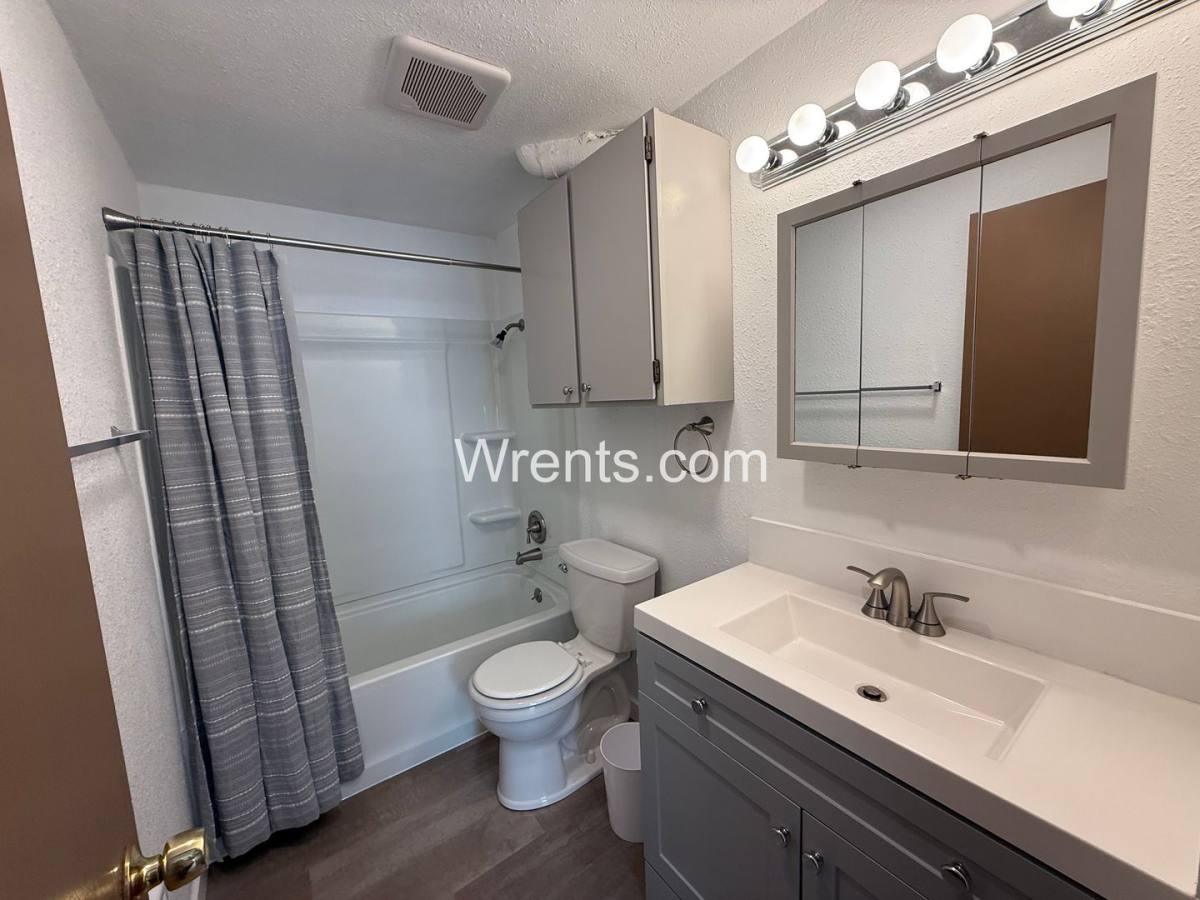 Apartment for rent at 318 E Baldwin, Spokane, WA 99207