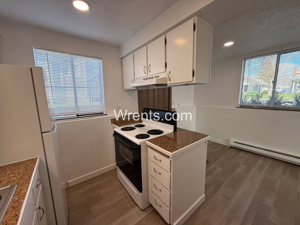 Apartment for rent at 318 E Baldwin, Spokane, WA 99207