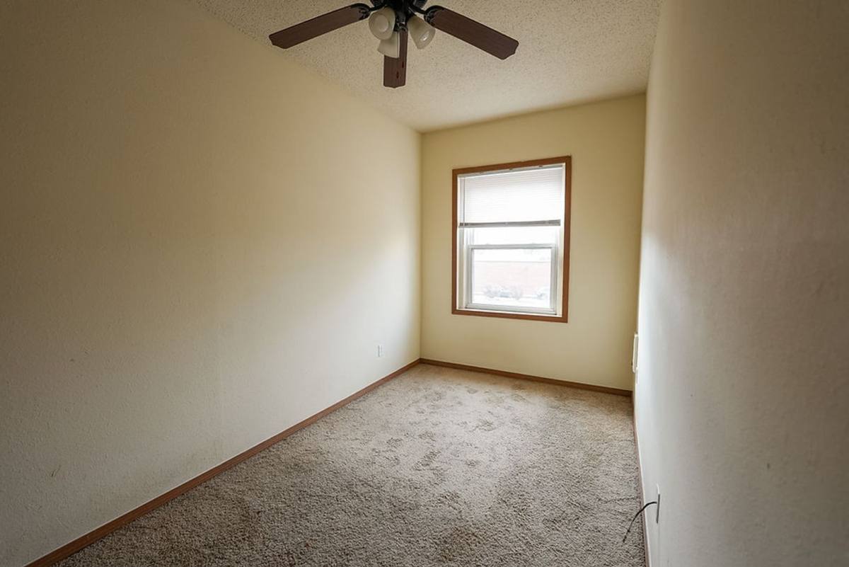 Apartment for rent at 527 E Walnut St, Springfield, MO 65806