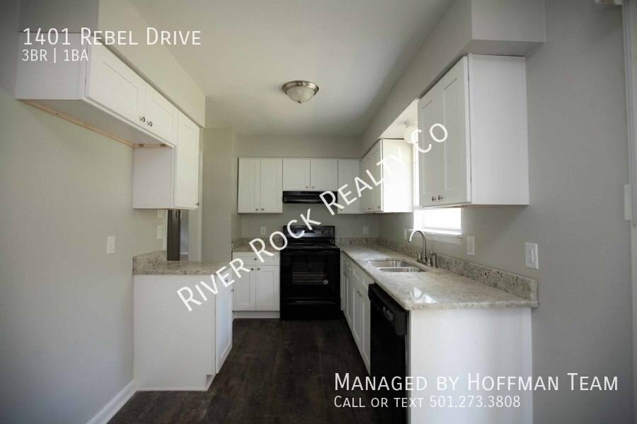 House for rent at 1401 Rebel Dr, Jacksonville, AR 72076