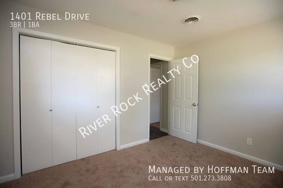 House for rent at 1401 Rebel Dr, Jacksonville, AR 72076