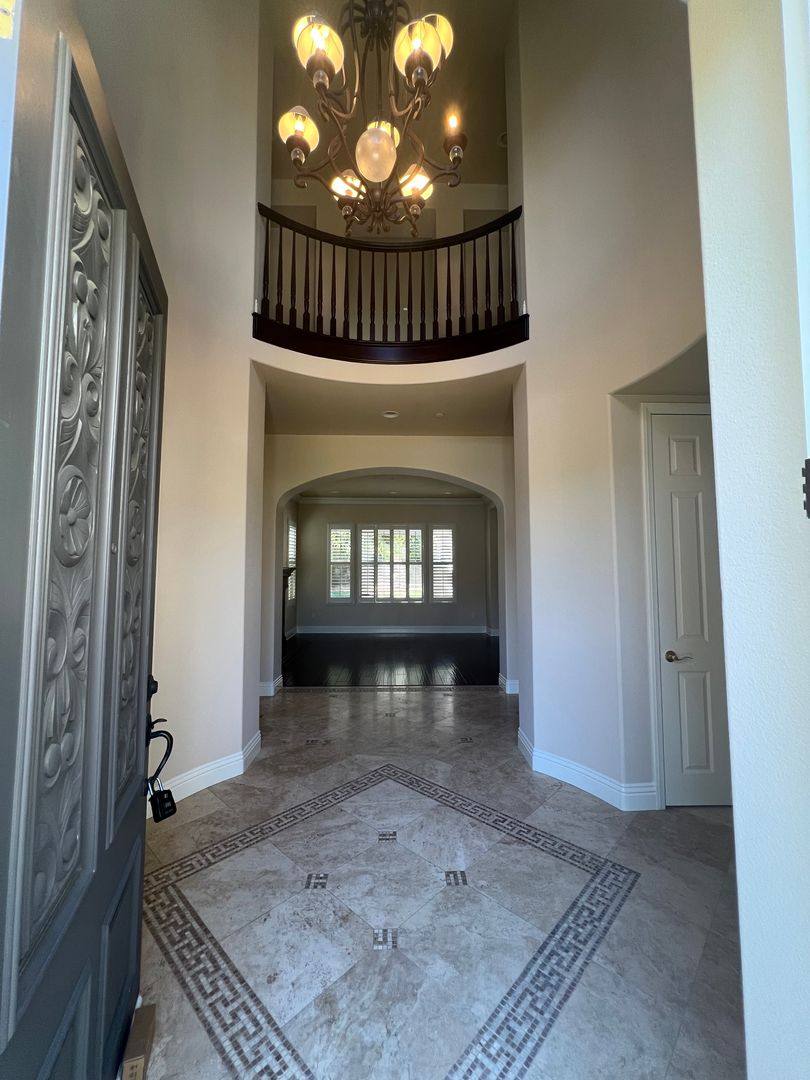 House for rent at 26803 Mont Calabasas Dr, Calabasas, CA 91302