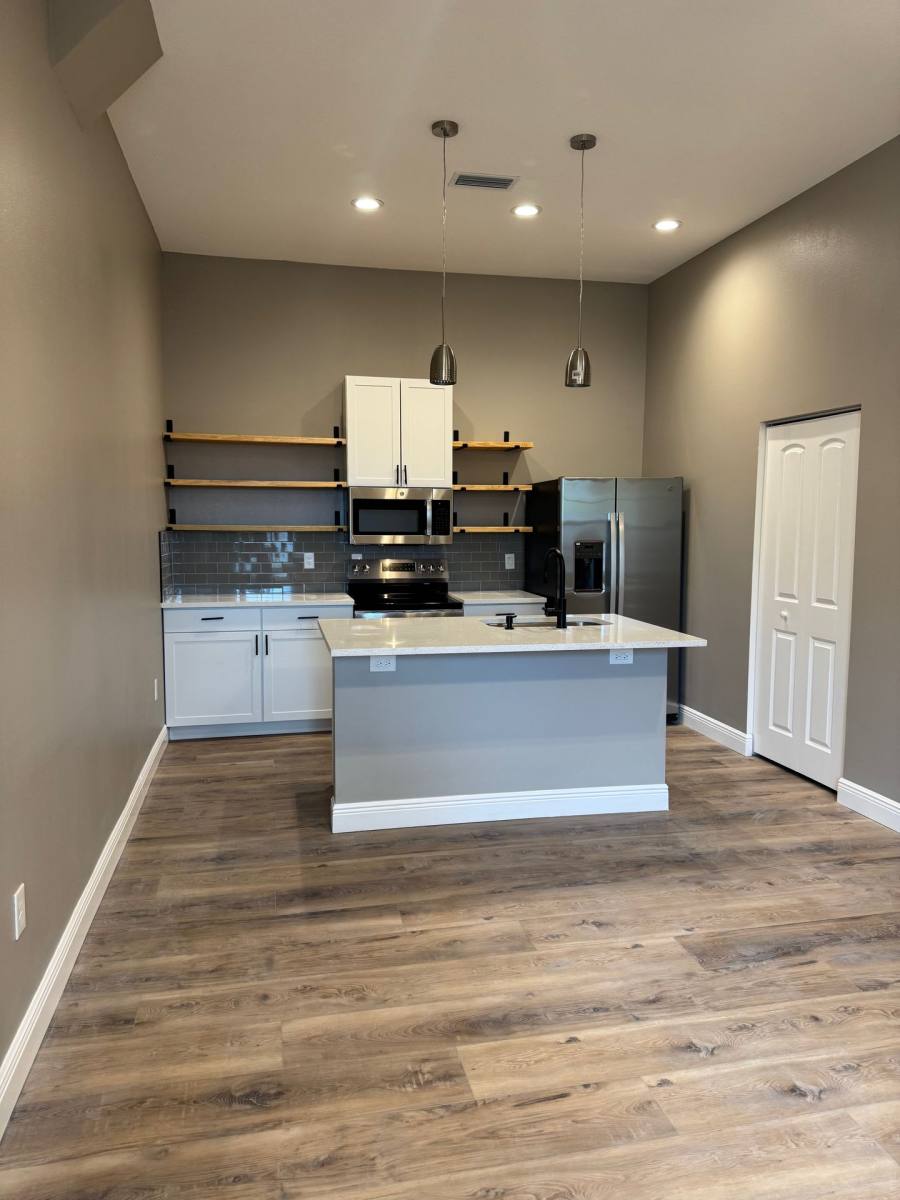 Apartment for rent at 923 Hagle Park Rd, Bradenton, FL 34212