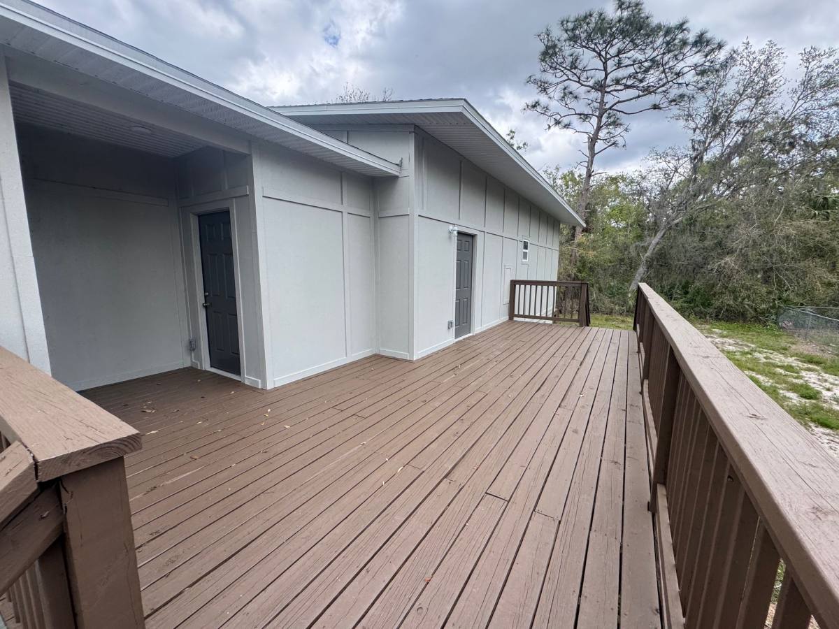 Apartment for rent at 923 Hagle Park Rd, Bradenton, FL 34212