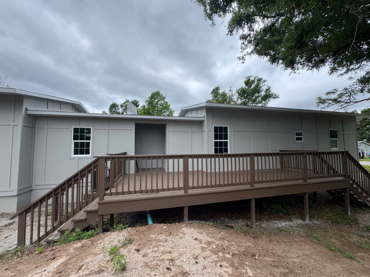 Apartment for rent at 923 Hagle Park Rd, Bradenton, FL 34212