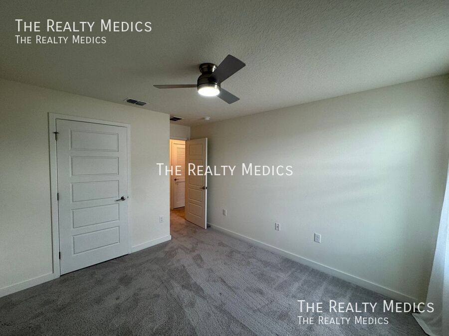 Townhouse for rent at 77 Myrtle St, Longwood, FL 32750