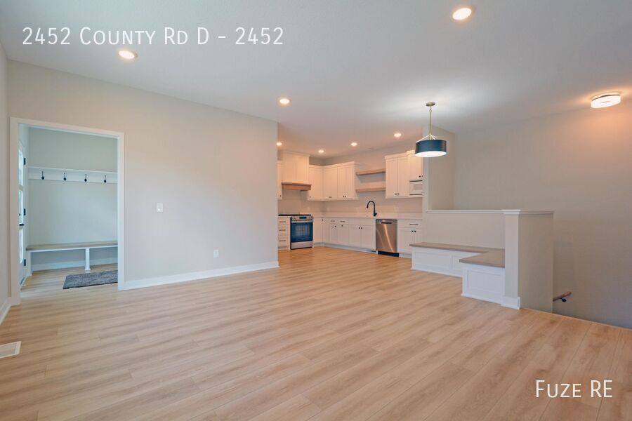 Townhouse for rent at 2452 County Rd #D, Minneapolis, MN 55413