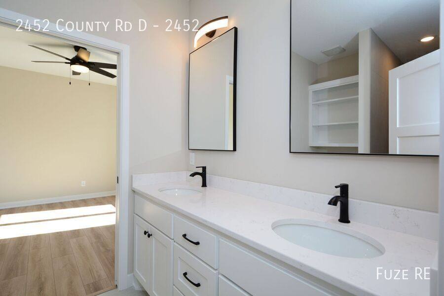 Townhouse for rent at 2452 County Rd #D, Minneapolis, MN 55413