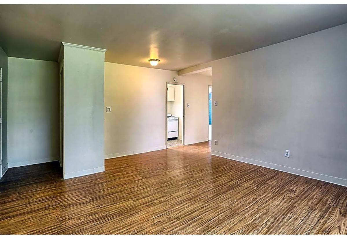 Apartment for rent at 210 Hale Ave, Harrisburg, PA 17104