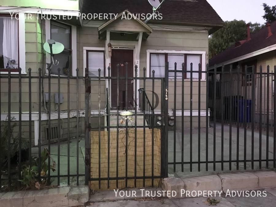 Apartment for rent at 2120 Island Ave, San Diego, CA 92102