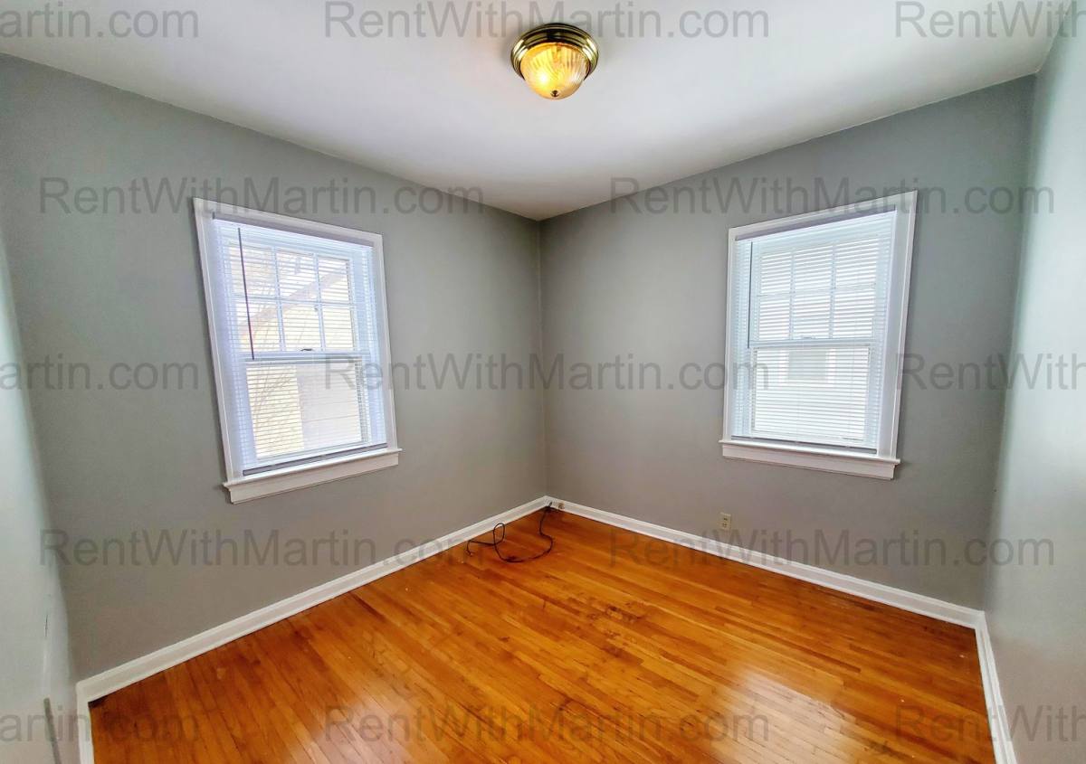 House for rent at 657 Dawson St, Waterloo, IA 50703