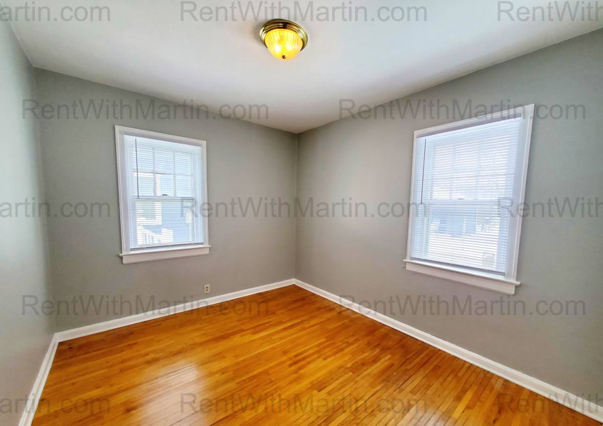House for rent at 657 Dawson St, Waterloo, IA 50703
