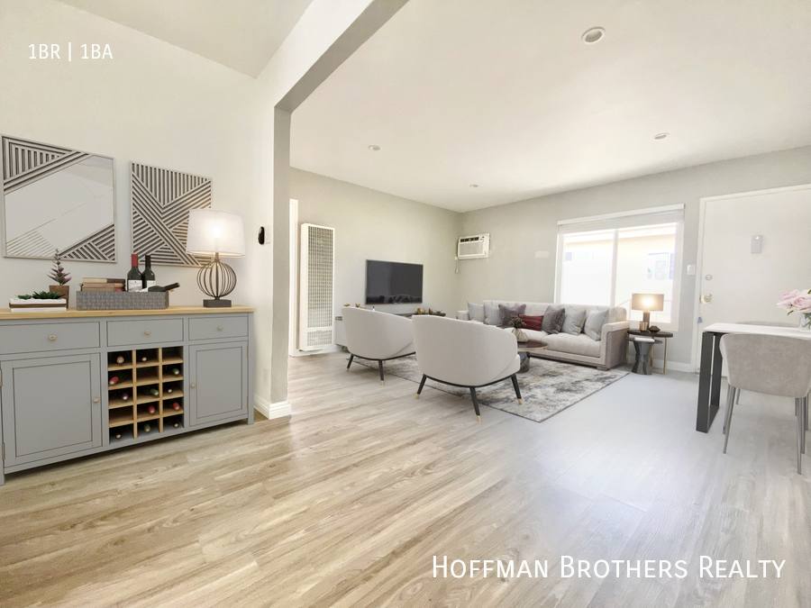 Apartment for rent at 3740 Westwood Blvd #5, Los Angeles, CA 90034