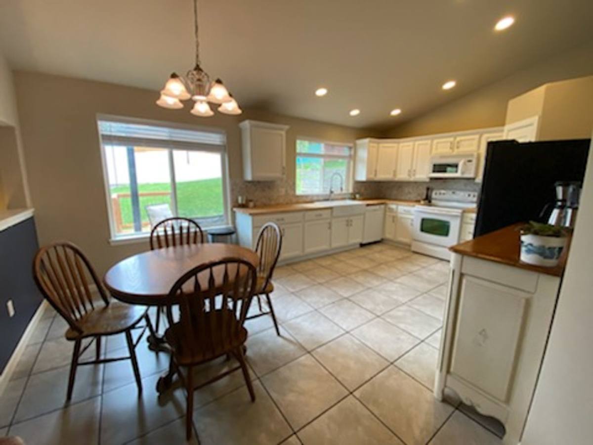 House for rent at 2104 W Honeysett Rd, Wenatchee, WA 98801