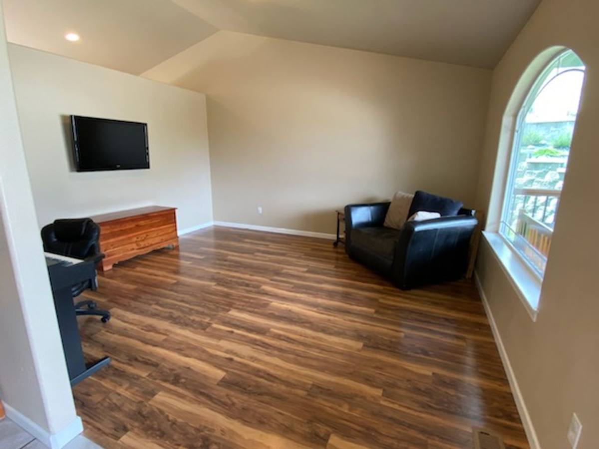 House for rent at 2104 W Honeysett Rd, Wenatchee, WA 98801