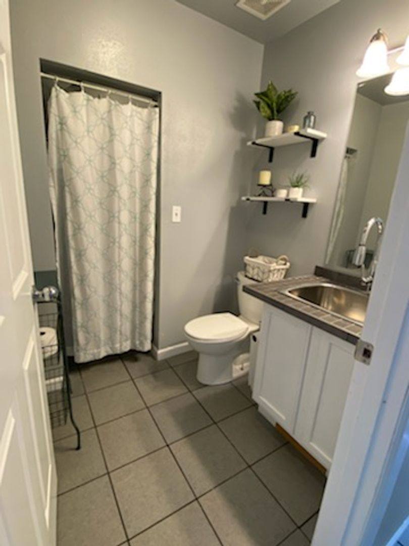 House for rent at 2104 W Honeysett Rd, Wenatchee, WA 98801