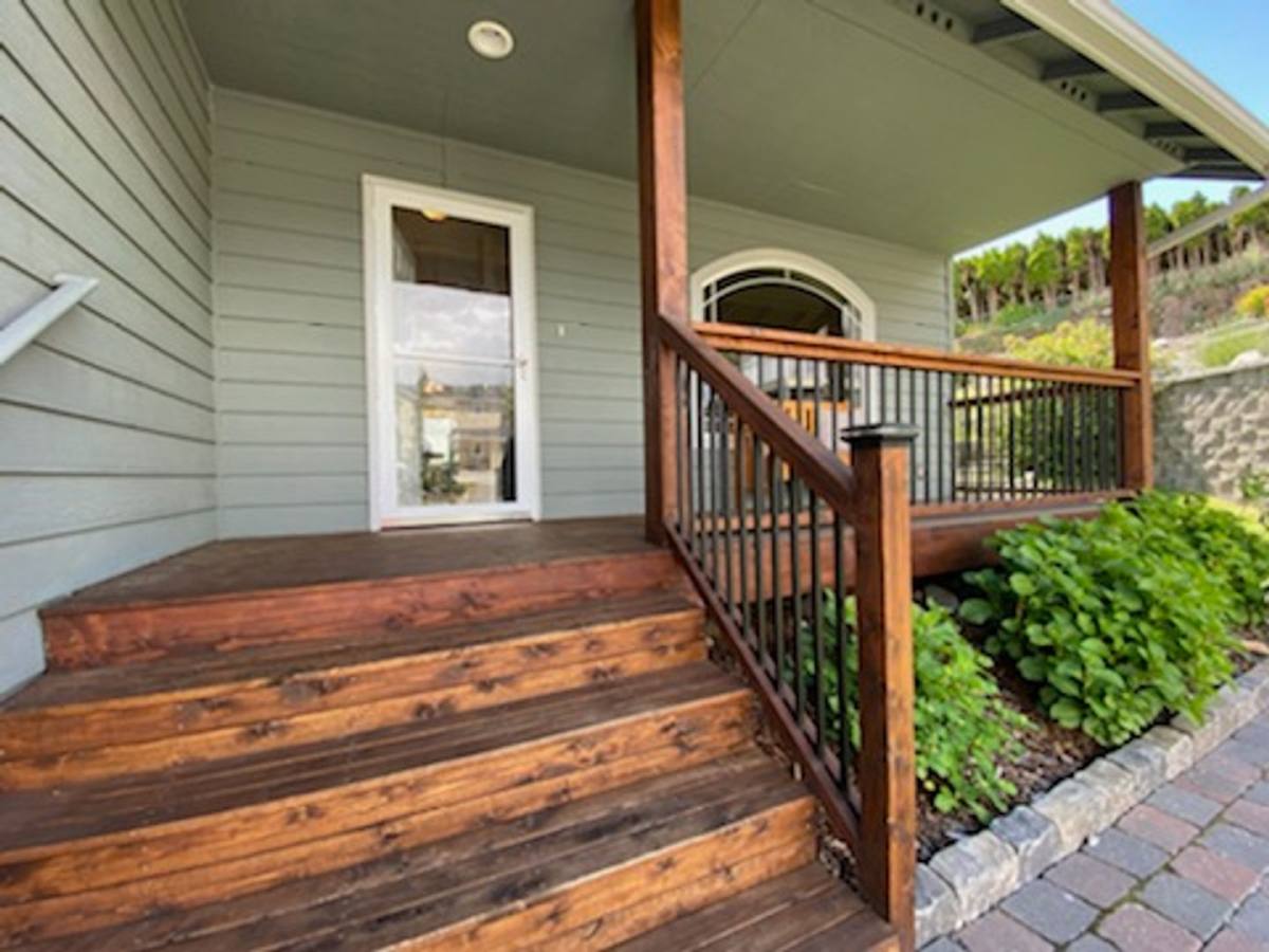 House for rent at 2104 W Honeysett Rd, Wenatchee, WA 98801