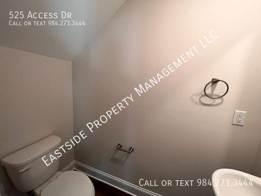 House for rent at 525 Access Dr, Youngsville, NC 27596