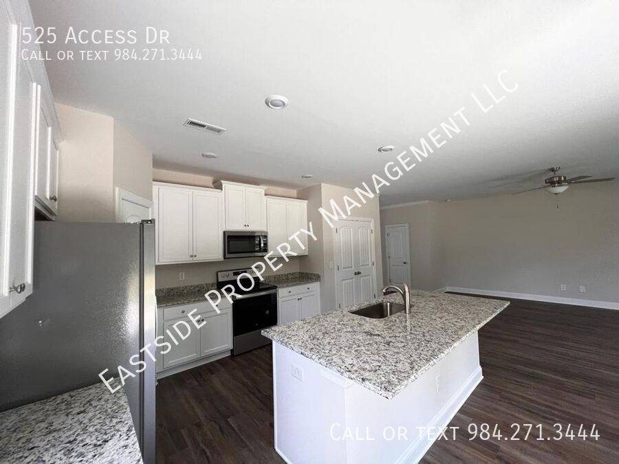 House for rent at 525 Access Dr, Youngsville, NC 27596