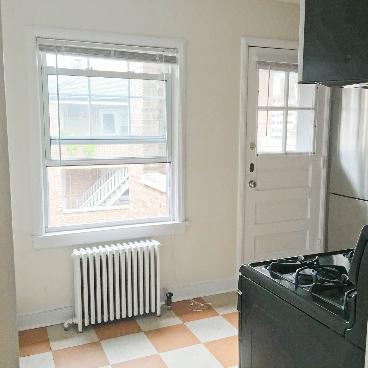 Apartment for rent at 839 Mulford #2, Evanston, IL 60202
