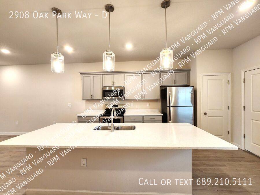 Townhouse for rent at 2908 Oak Park Way, Orlando, FL 32822