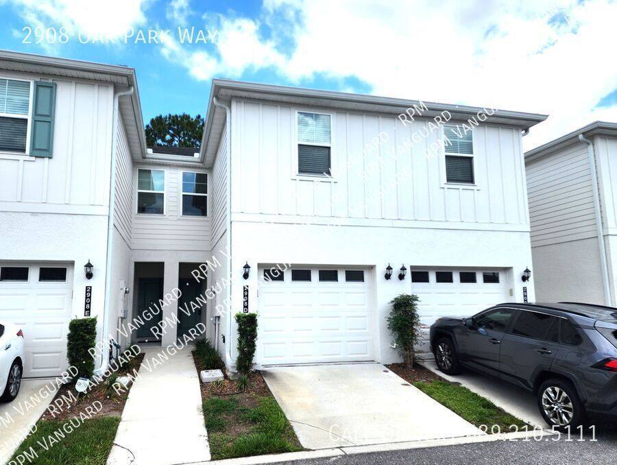 Townhouse for rent at 2908 Oak Park Way, Orlando, FL 32822