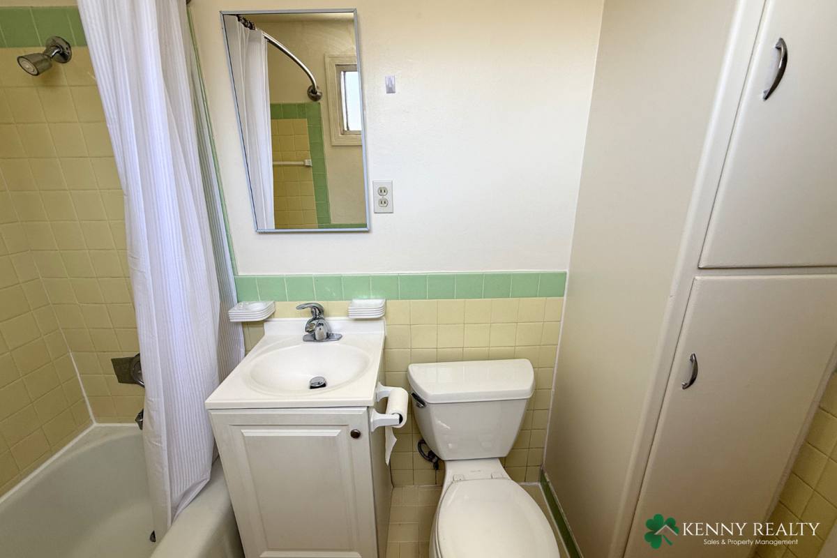 Apartment for rent at 75 Citrus Ave, Daly City, CA 94014