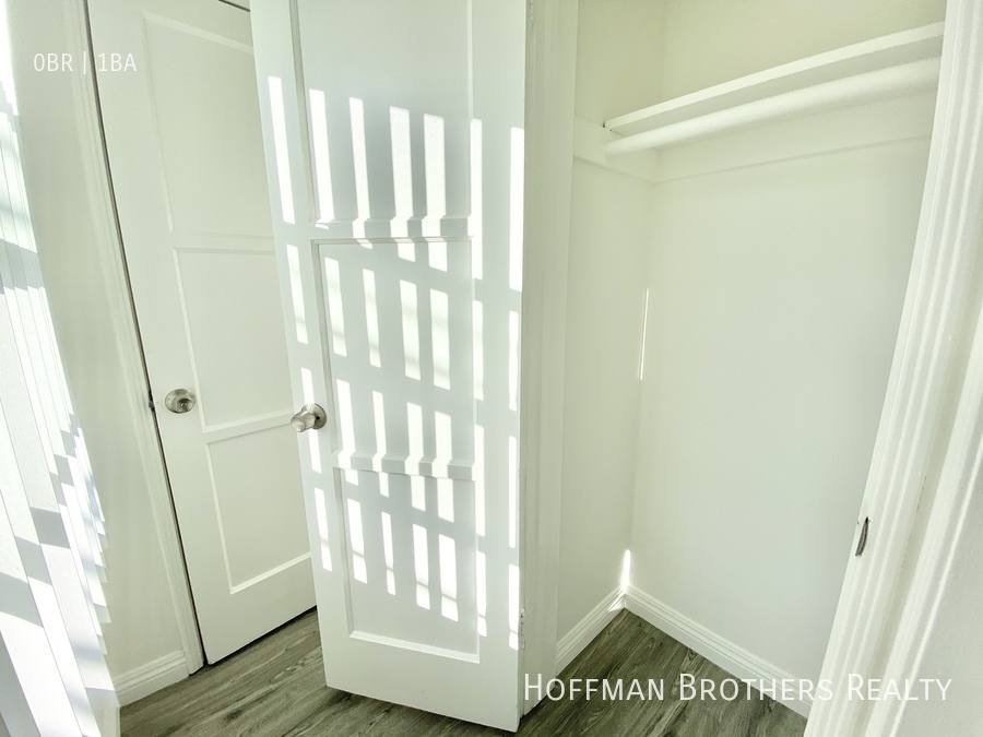 Apartment for rent at 1518 Laurel Canyon Blvd #5, Los Angeles, CA 90046