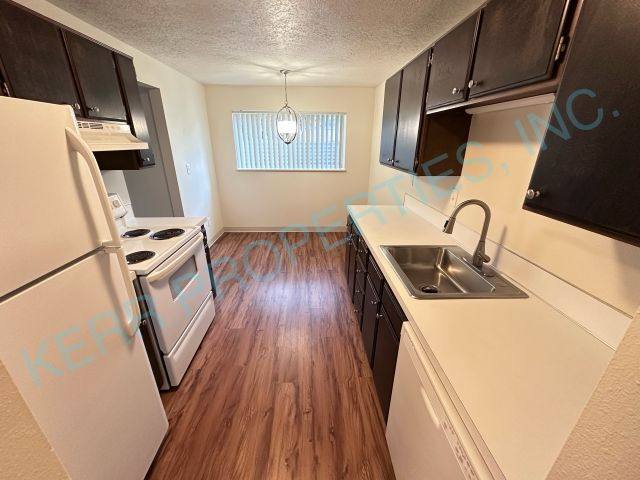 Apartment for rent at 6498 Lowry Dr #1, West Linn, OR 97068