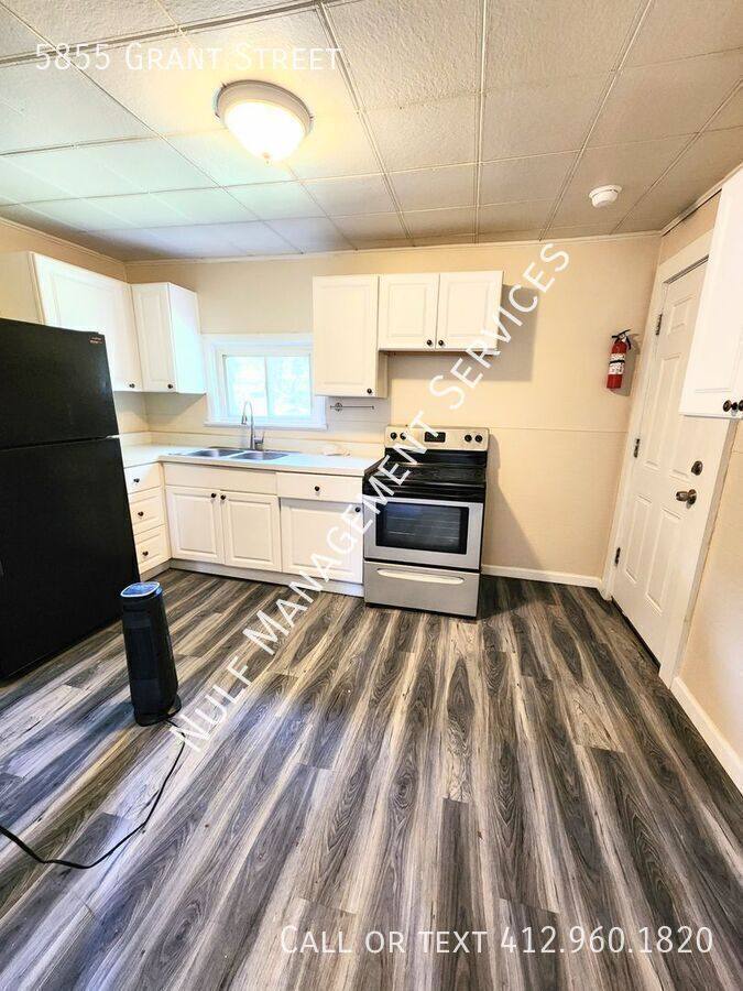 Apartment for rent at 5855 Grant St, Export, PA 15632