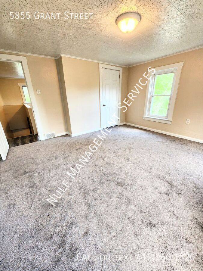 Apartment for rent at 5855 Grant St, Export, PA 15632