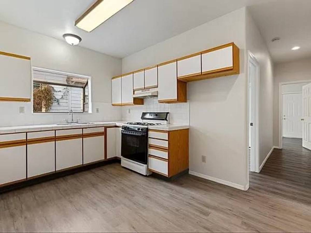 Apartment for rent at 1619 Fairview St, Berkeley, CA 94703