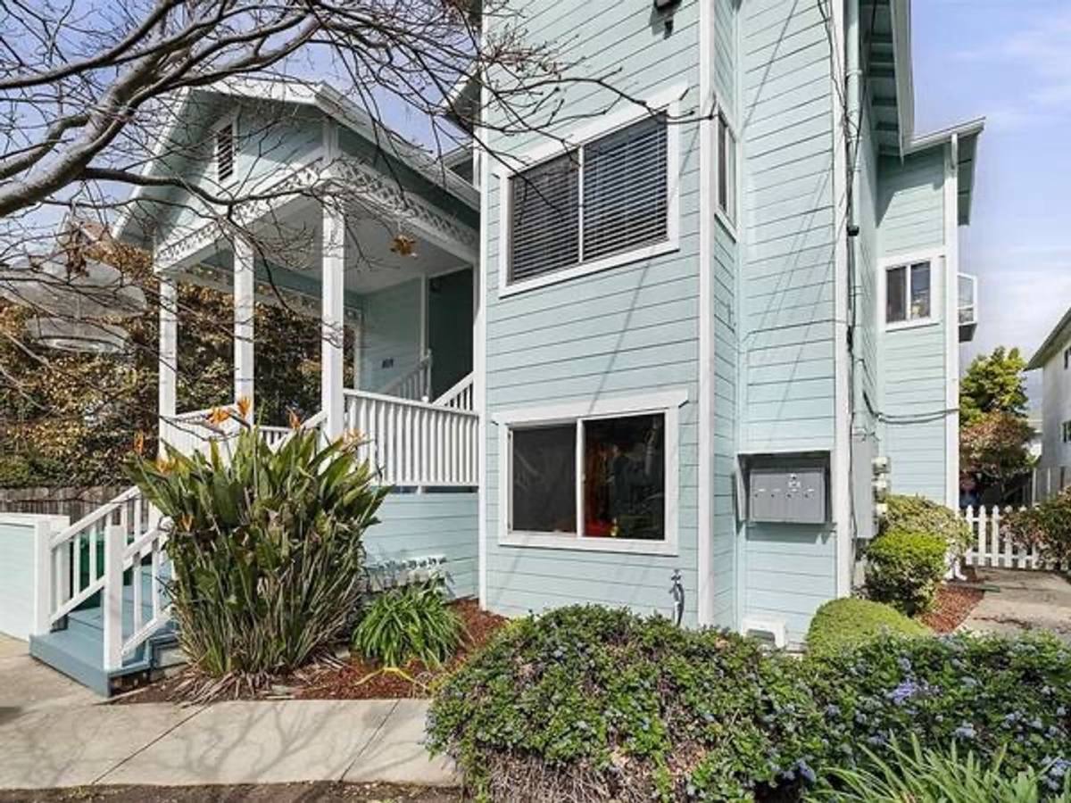 Apartment for rent at 1619 Fairview St, Berkeley, CA 94703