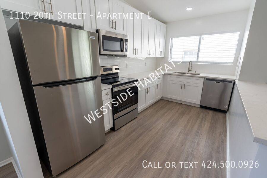 Apartment for rent at 1110 20th St E, Santa Monica, CA 90403