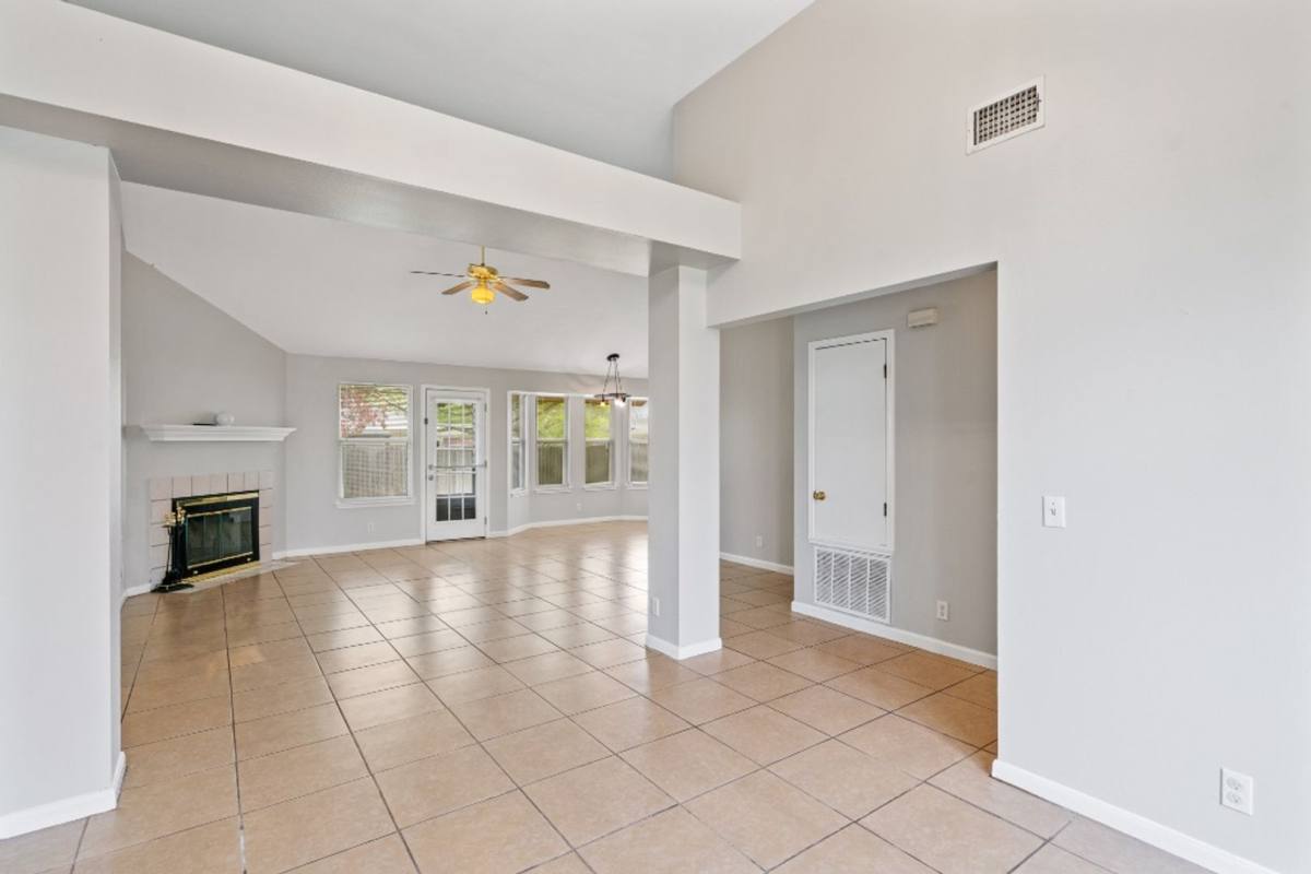 House for rent at 604 Maplecreek Dr, Leander, TX 78641