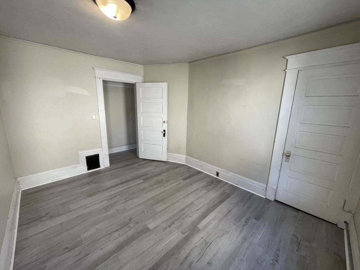 Apartment for rent at 509 High Ave, Oshkosh, WI 54901