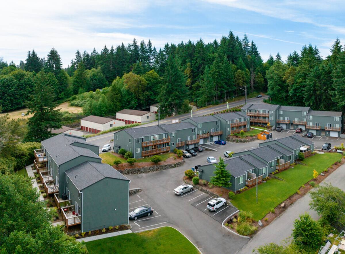 Townhouse for rent at 1750 Jackson Ave SE, Port Orchard, WA 98366