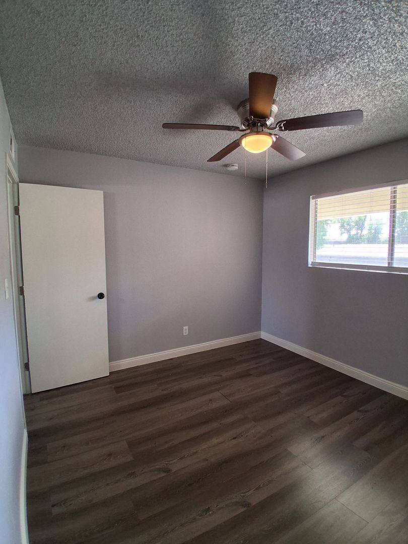 Apartment for rent at 3331 E Sierra Madre Ave, Fresno, CA 93726